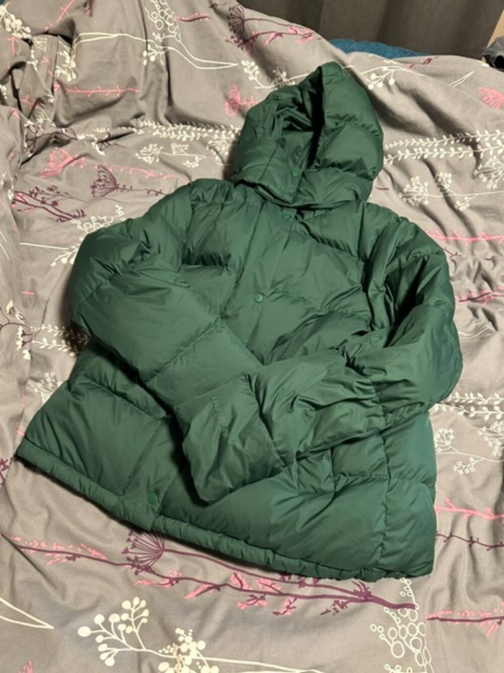 Lululemon Everglade green wunder puff jacket size 10